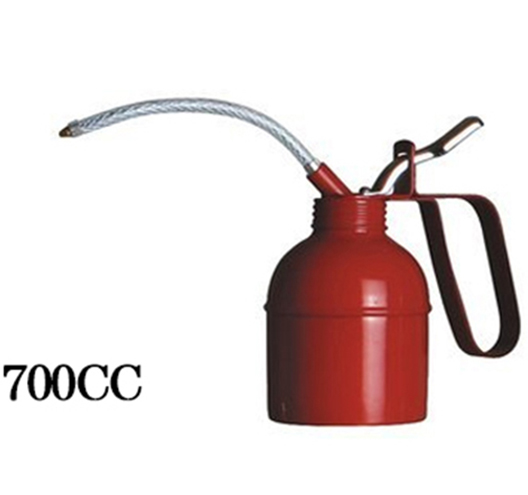 22oz Oiler With Flexible Spout(700cc)