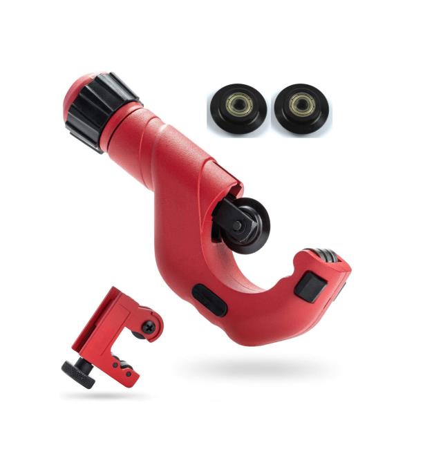 2 Piece Pipe Cutters Set with 2 repalcement blades.