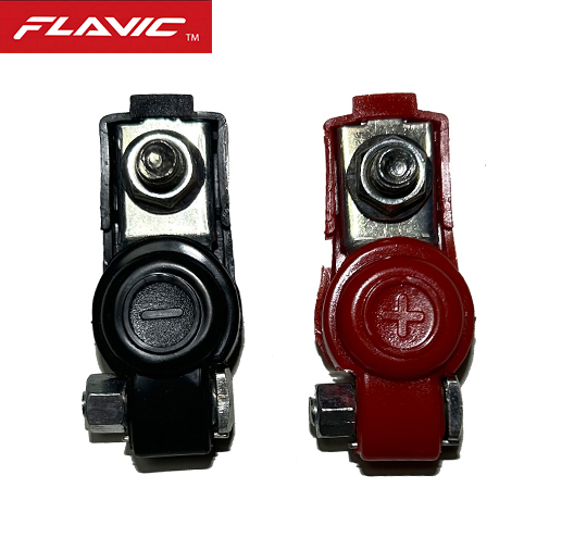 Battery terminal with protective cover