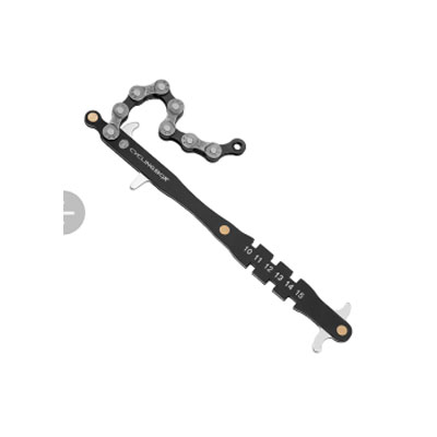 Card-type flywheel wrench