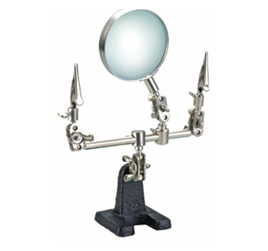 Magnifier With Auxiliary Clip