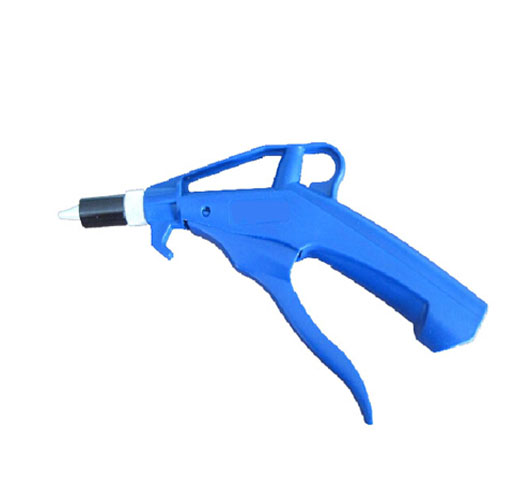 Air blow gun with high pressure tip