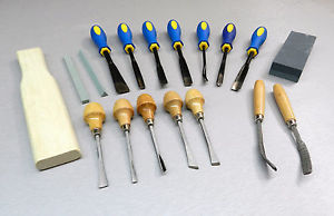18 PC Wood Carving Chisel Set