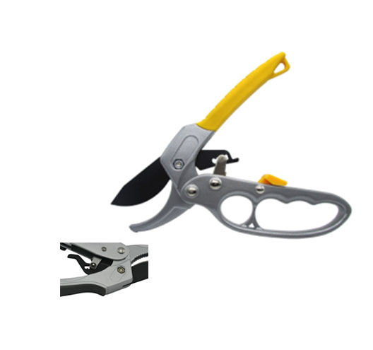 8" Ratchet Pruner