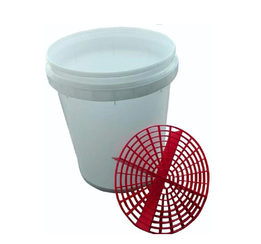 5.28 Gallon Car Washing Bucket With Grit Guard